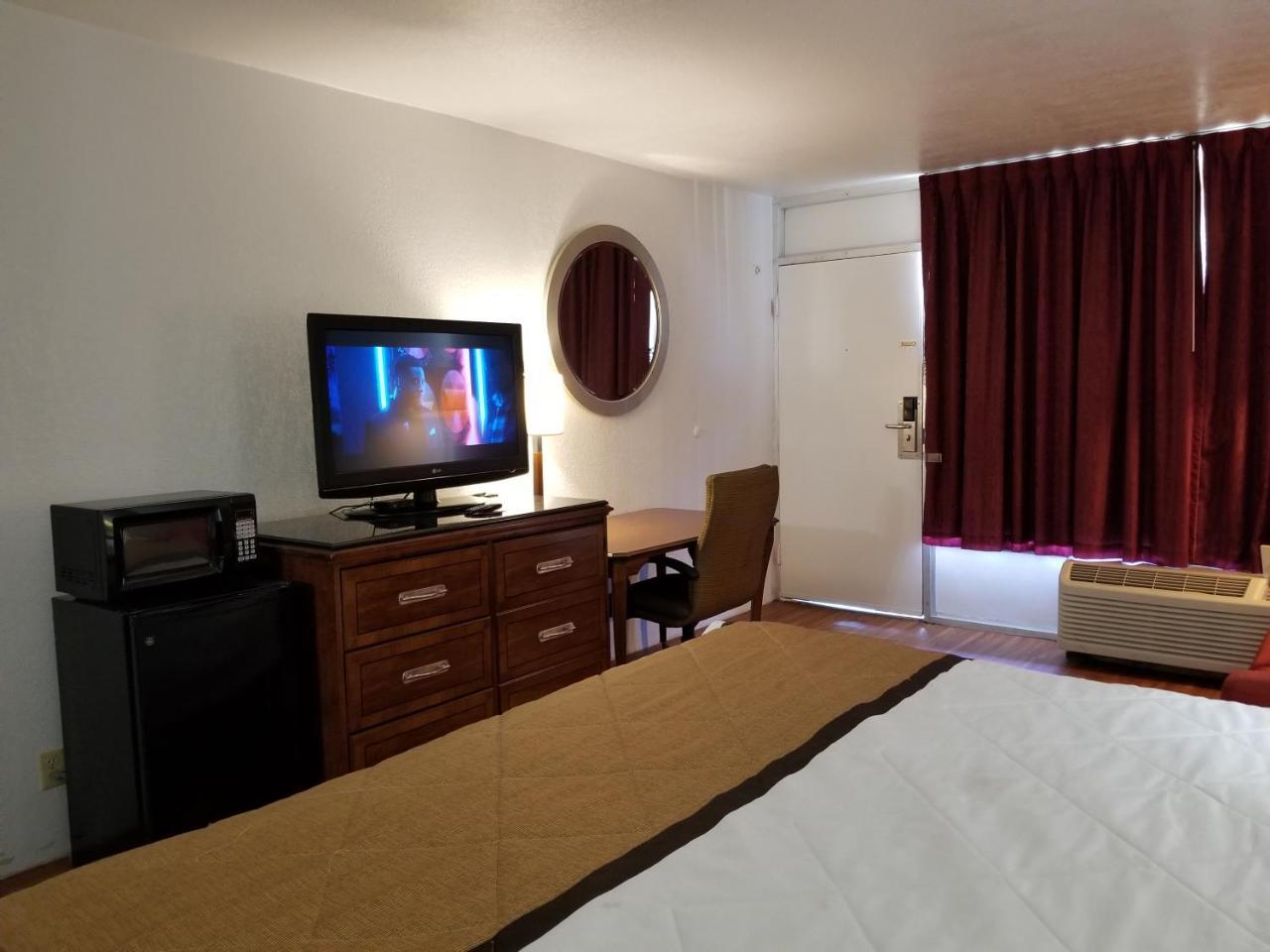 University Inn Сан-Маркос Екстер'єр фото